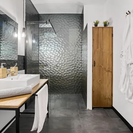Urbanloft Apartman *